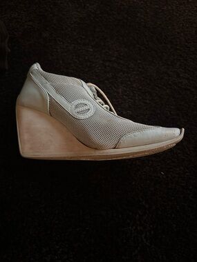 Vintage No Name Wedge Sneaker — Light Grey/Gray Lace-Up Wedge